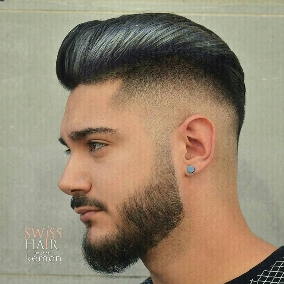 Corte con tupe